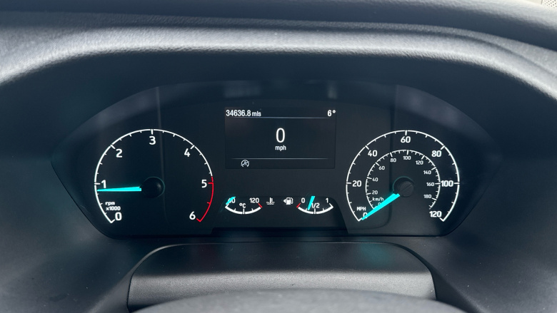 Ford Tourneo Custom Transit Custom Tourneo L2 Diesel Fwd 2.0 EcoBlue 130ps Low Roof 8 Seater Titanium